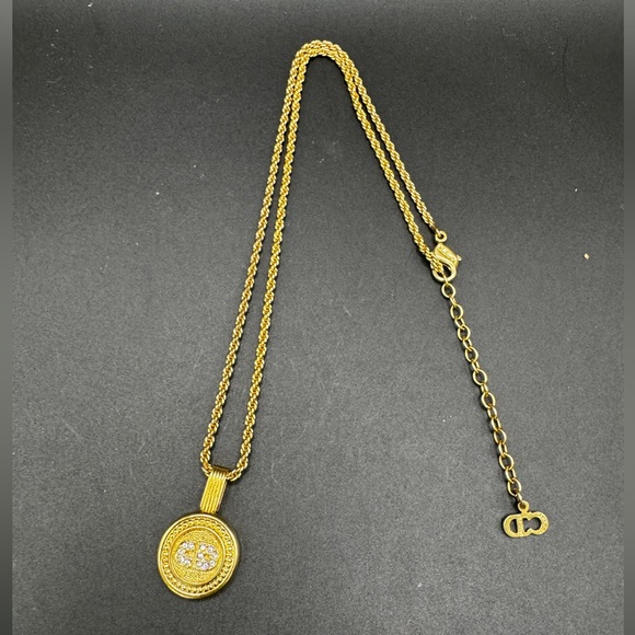 LOT 1569 18K gold plated Christian Dior vintage necklace - Picture 6 of 9